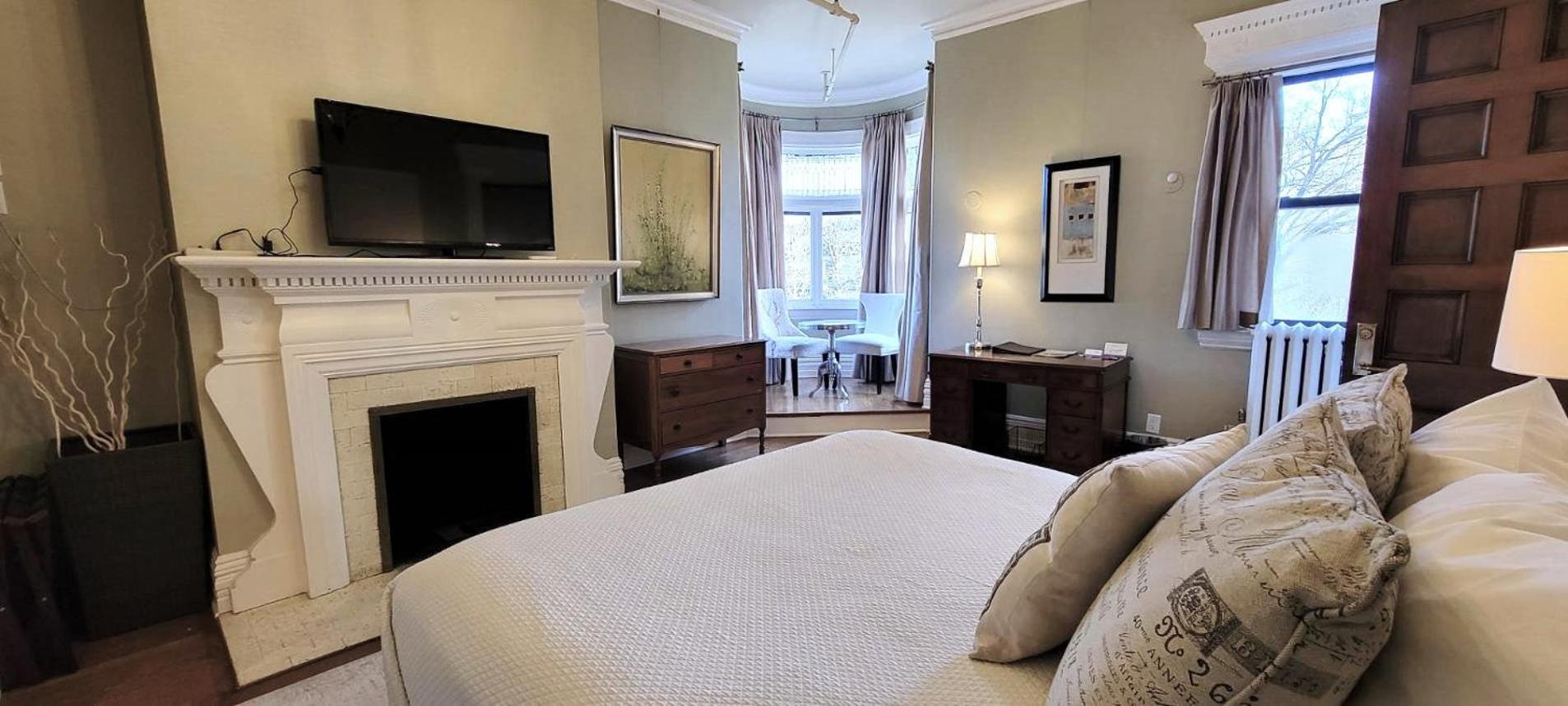 The New Victorian Mansion Bed & Breakfast Saint Paul Exterior foto